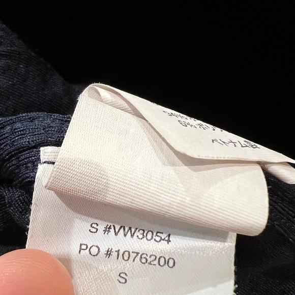 Vuori Micro Mesh High Rise Performance Short 2.5” Ink Blue-Black Small - Picture 7 of 15